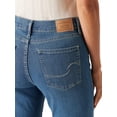 thumbnail image 2 of Levi Strauss Signature™ Women's Mid Rise Straight Jeans, 2 of 5