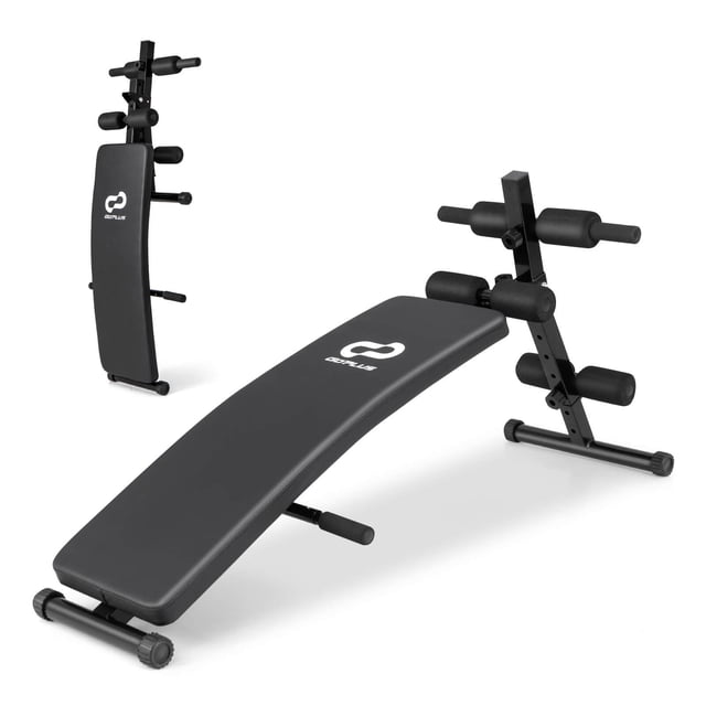 Banc Goplus à Inclinaison Réglable pour s'Asseoir et Faire de l'Exercice avec Siège Rembourré en Mousse à Haute Densité, Conçu pour les Entraînements Abdominaux et du Tronc. Il Présente un Coussin de Dossier en Cuir PU Noir, un Cadre Métallique Robuste avec une structure Triangulaire et 5 Niveaux de Hauteur Réglables Allant de 21 à 27 Pouces. le Banc Comprend une Barre de Pompes avec Rouleaux en Mousse, des Embouts Antidérapants pour les Pieds pour la Stabilité et un design Pliable pour un Rangement compact. Idéal pour l'Utilisation à la Maison et au gym, Supporte jusqu'à 300 Lb et