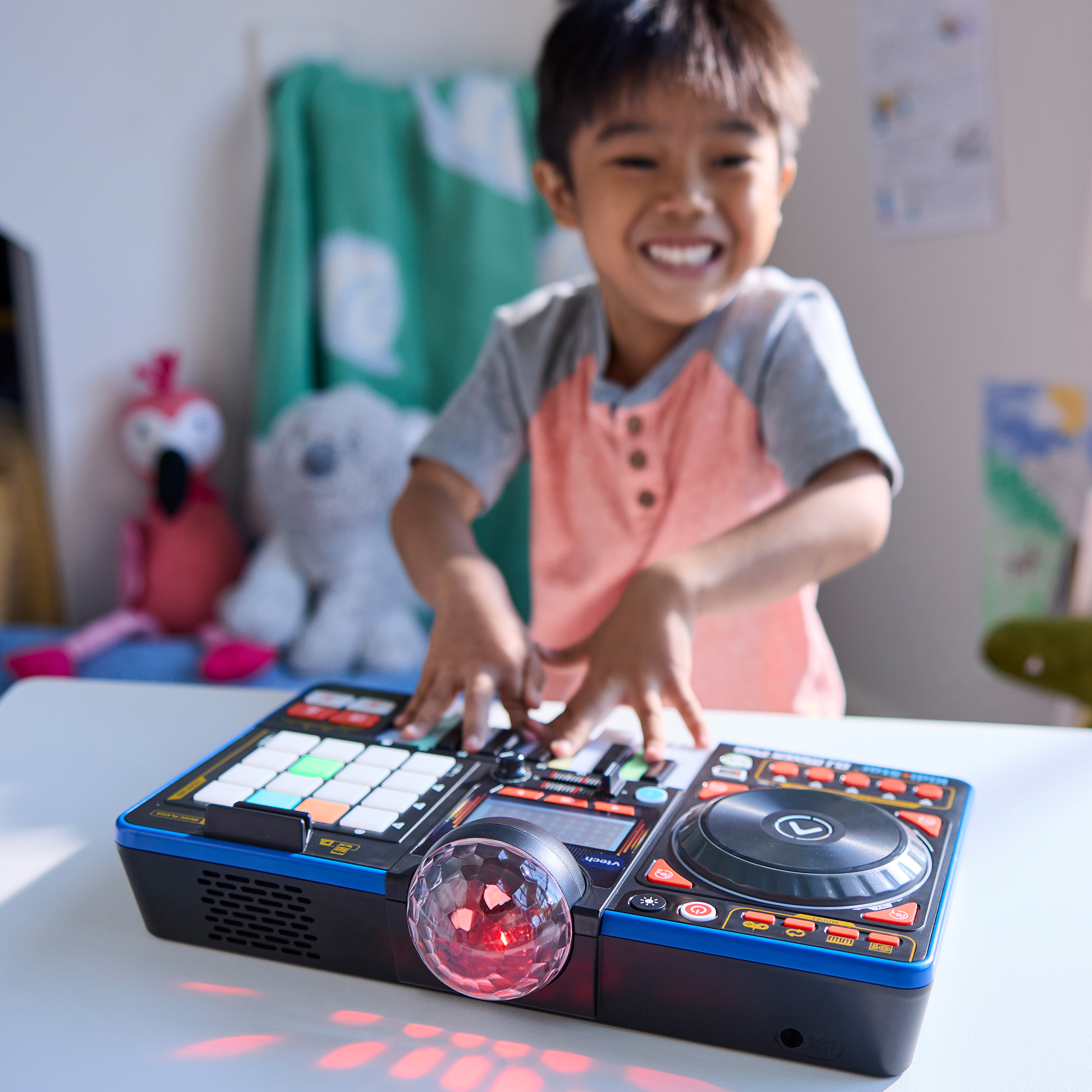 VTech Kidi Star DJ Mixer Pro Kids Real Music Turntable, Piano and Songs Toy for kids - French Version, 5+ Years