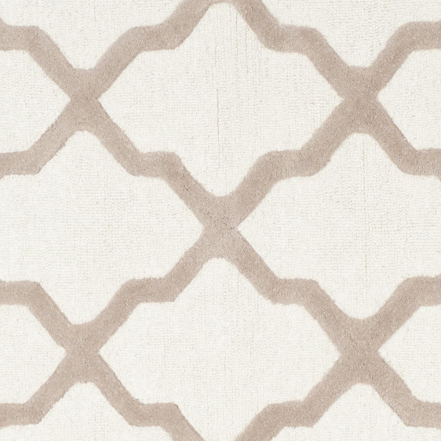 Safavieh Cambridge Liam Geometric Area Rug
