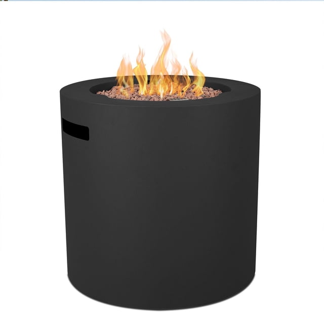 Aegean Table Ronde de 24 Pouces en Acier pour Foyer au Propane avec Réservoir Dissimulé, Présentant un Foyer au Propane Cylindrique en Acier Noir à Fini Mat, Brûlant des Flammes sur des Roches de Lave dans le Brûleur Supérieur, Conçu pour le Chauffage Extérieur et l'Utilisation sur patio avec un Réservoir de Propane Dissimulé à l'Intérieur de la base.