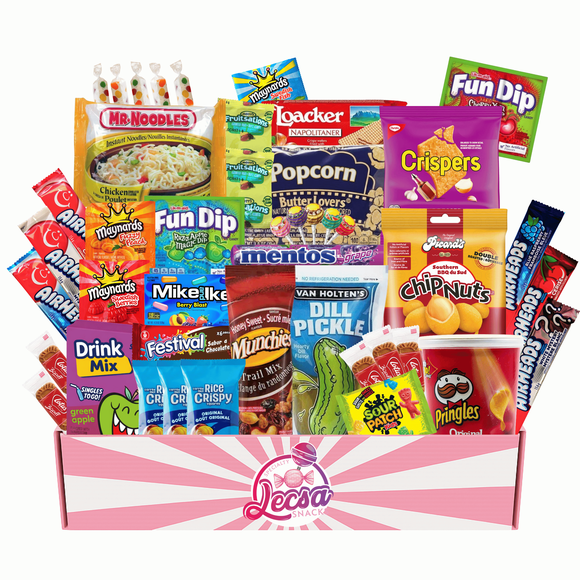 Snacks Ensemble de Soins pour Collations – Assortiment de 45 Pcs pour Enfants et Adultes / Croustilles, Bonbons, Biscuits, Nouilles, Marinades, Arachides, Maïs Soufflé, Croustilles de Riz et Plus / Panier-Cadeau pour Collations / Lecsa Specialty