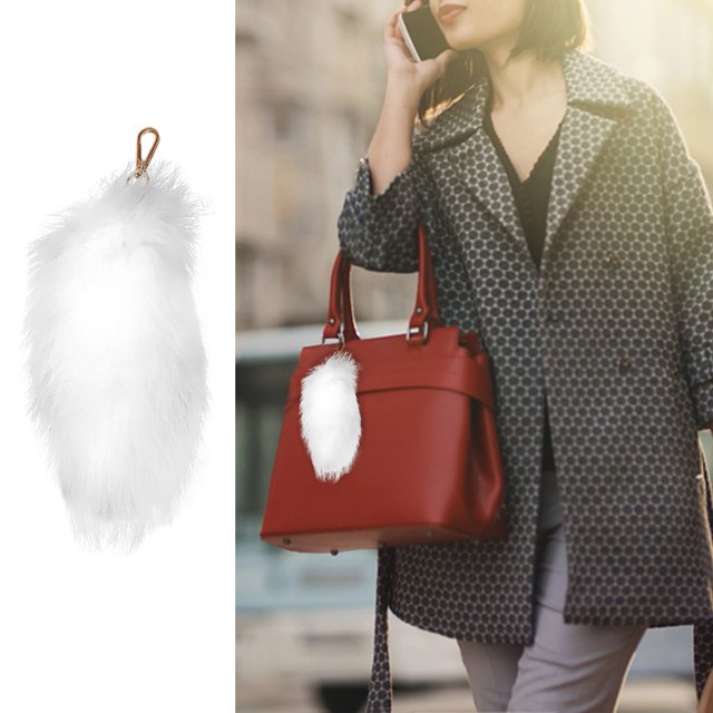 Keychains 3D Cute Tail Keychain Pendant Stylish Key Ring Holder Pompoms Fashionable Hairy Animal Accessory for