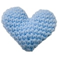 thumbnail image 1 of Petit Cadeau Cœur au Crochet de Poche, 1 of 5