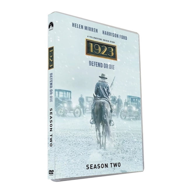 1923: une Histoire d'Origine Yellowstone : Saison 2 (DVD), Région 1, Mettant en Vedette une Scène Enneigée avec un cowboy à Cheval Faisant Face à des Voitures vintage. la Couverture du DVD Met en Valeur le Titre, les Noms de cast Helen Mirren et Harrison Ford, et le Slogan « Defend or Die ».