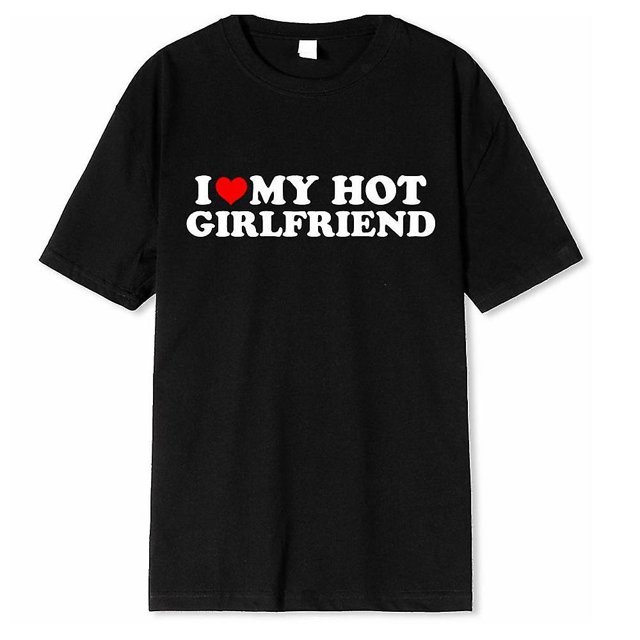 J'adore Ma Blonde Aguichant T-shirt Fantaisie pour Hommes, avec un Col Rond à Manches Courtes Noir et des Lettres Blanches et Rouges Audacieuses à l'Avant. Fabriqué en polyester, Ce T-shirt Décontracté Est Idéal pour la Saint-Valentin Ou le Quotidien.