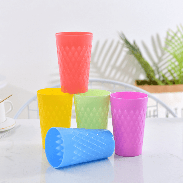 CHUANK Reusable Plastic Cups- 9 oz Plastic Cups Plastic Tumblers Set of 12 Unbreakable Plastic Drinking Glasses - Colorful Stackable Party Cups Set (Pack 12- 5.6oz)