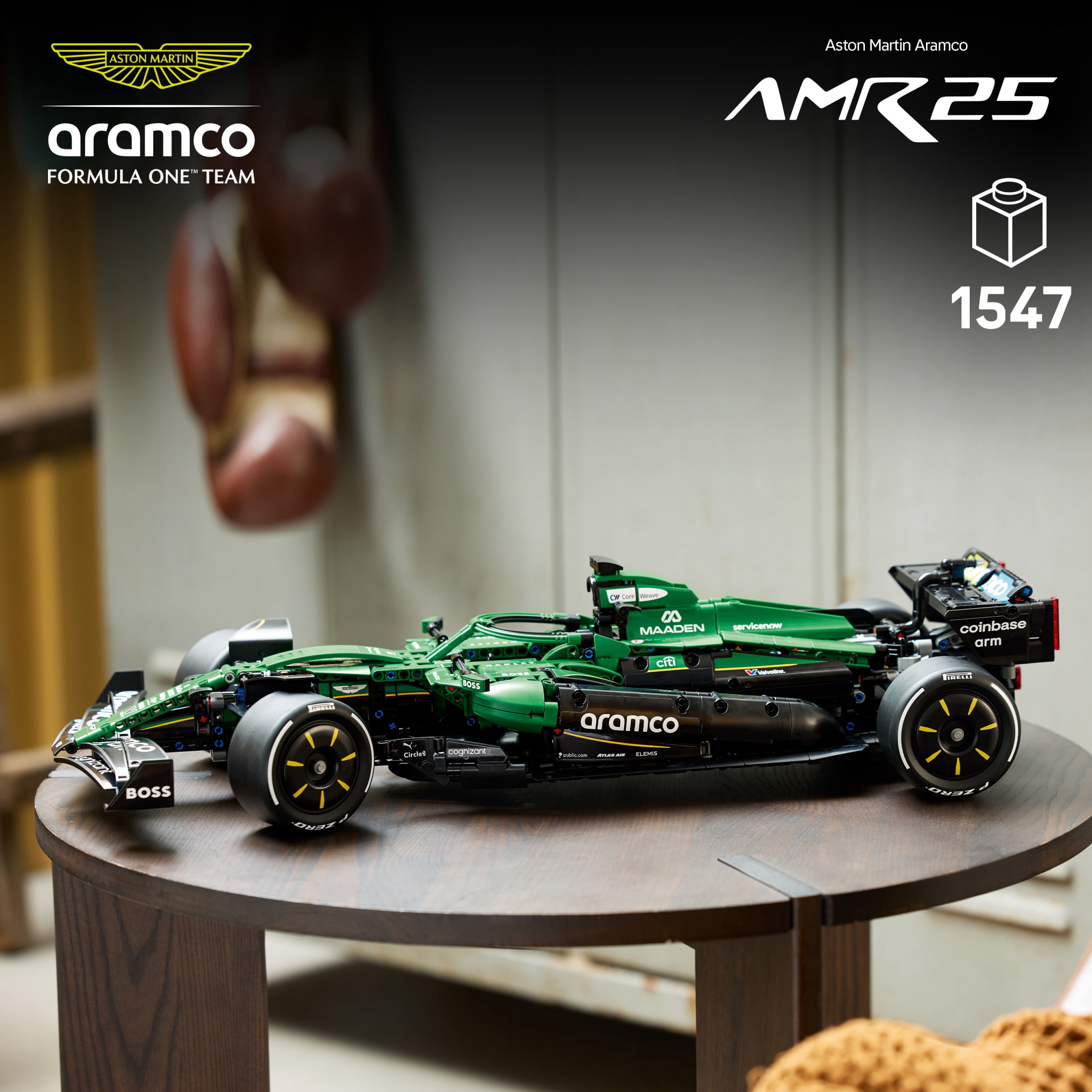 LEGO Technic La Voiture de F1 Aston Martin Aramco AMR25 42240