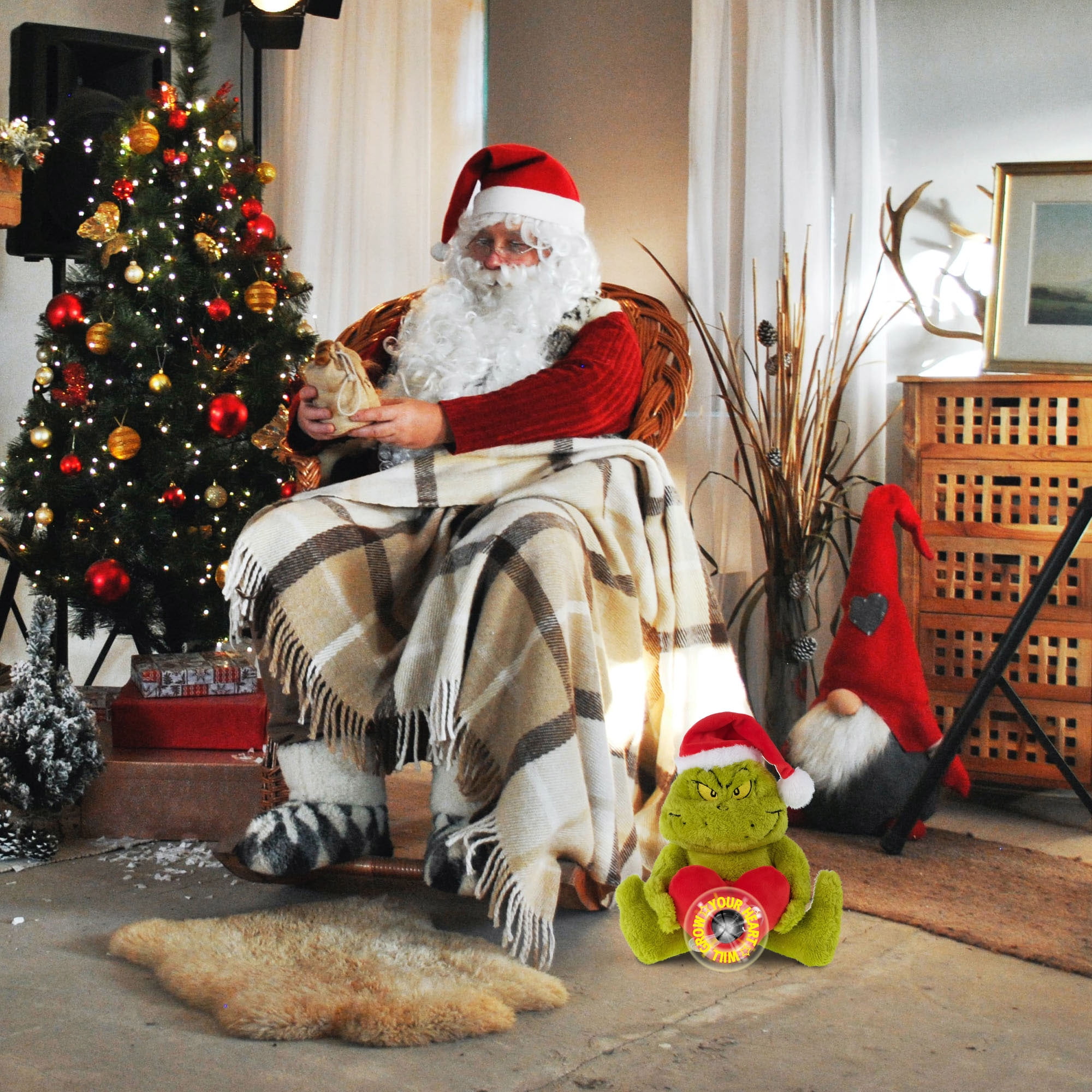 Dr. Seuss The Grinch Animated Plush, Spinning Propeller Heart, How the Grinch Stole Christmas