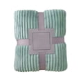 thumbnail image 2 of Couverture en Flanelle Douce et Chaude Couverture de Lit Jeté de Sofa, 2 of 3