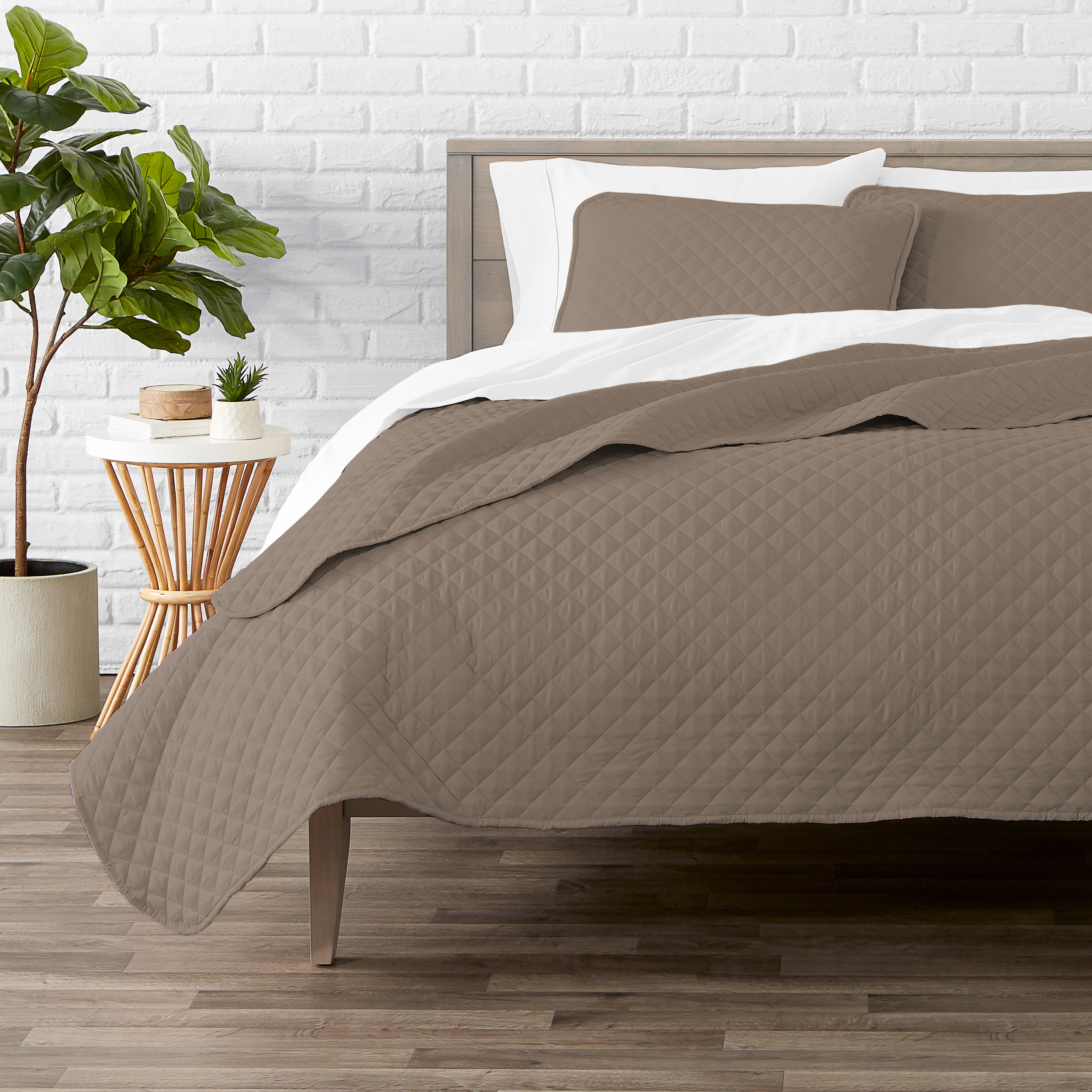 Bare Home Ensemble de Courtepointe - 2 Pcs - Couvre-Lit Matelassé à Losanges - Lit Simple/simple TG, Taupe