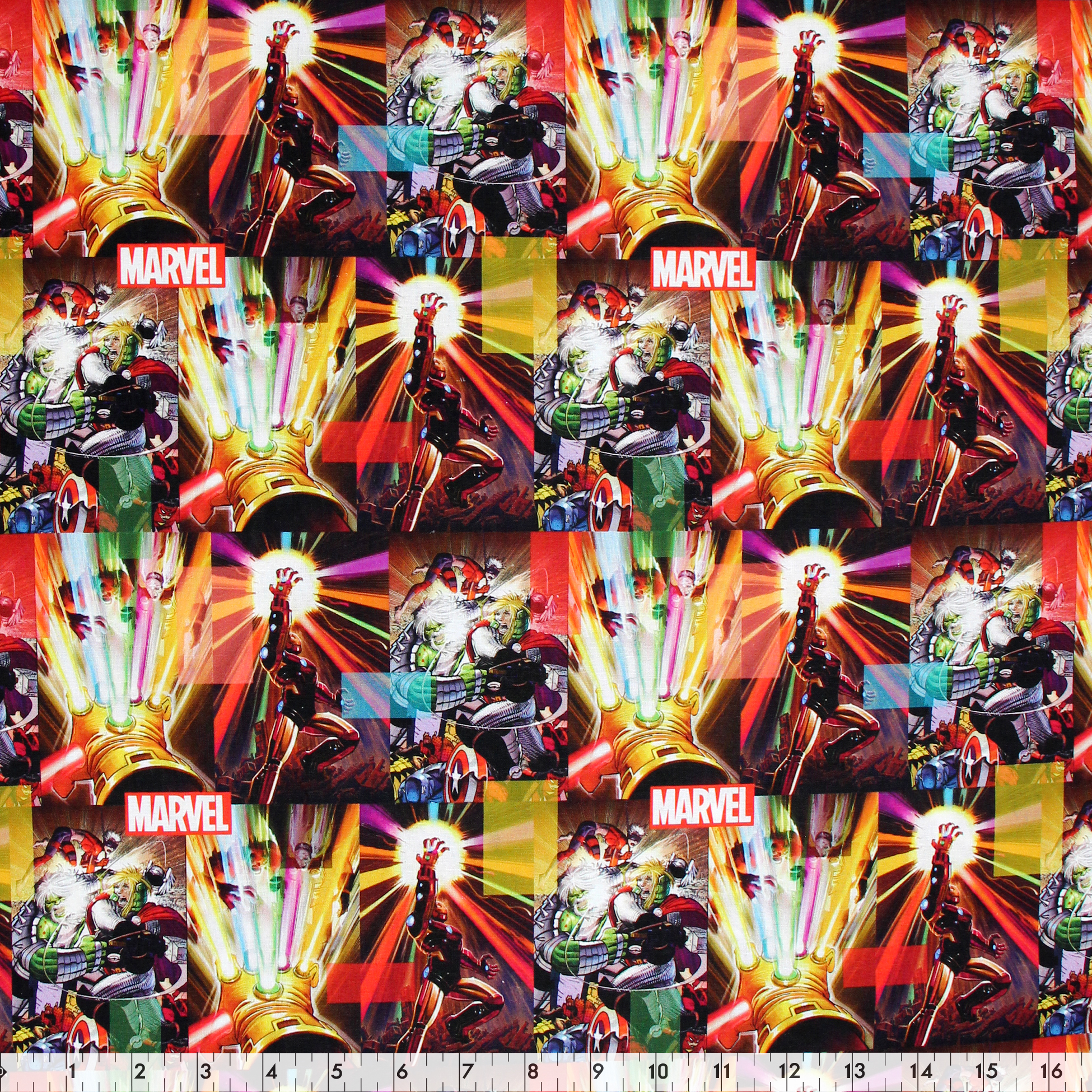 FABRIC CREATIONS Marvel Avengers Energy tissu de coton au mètre 111 cm (43.7 po) (44")