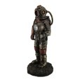 thumbnail image 2 of Squelette Steampunk Illuminé en Costume de Plongée Statue Halloween, 2 of 6