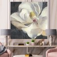 thumbnail image 1 of Designart - Magnolia Blanc Vif IV - Art Mural sur Toile Premium Shabby Chic, 1 of 1