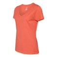 thumbnail image 3 of Hanes T-Shirt à Col en V Nano-T pour Femmes, TG, Orange Vintage, 3 of 5