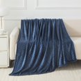 thumbnail image 1 of Couverture en peluche Mainstays chevron, 1 of 7
