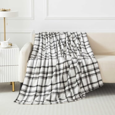 Mainstays Plush Throw Blanket Black/ White Plaid