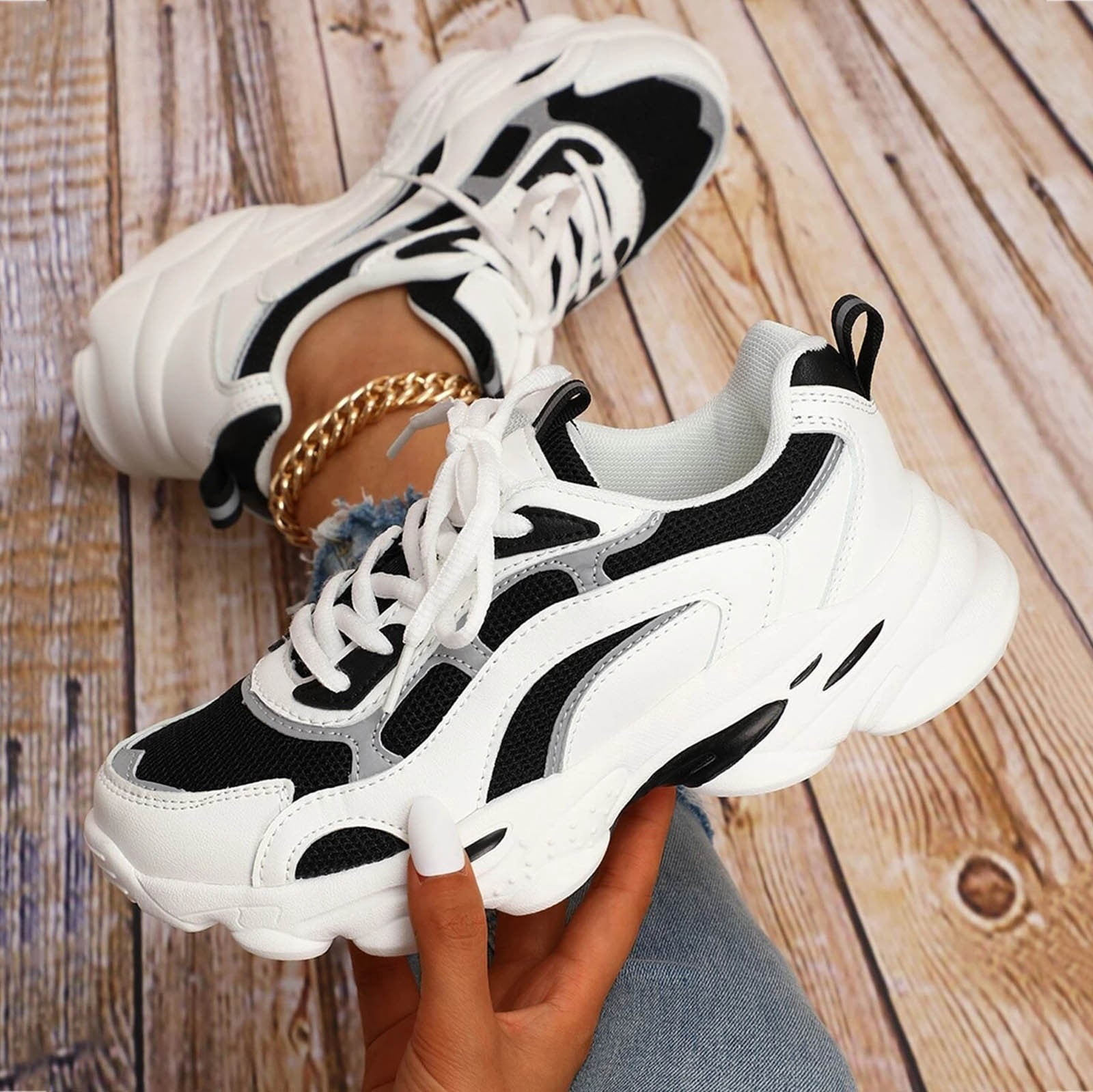 XIAQUJ Women Lace up Running Shoes Sports Shoes White Sneakers Women's Fashion Sneakers Black 8.5(41)