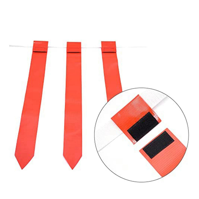 Ensemble de Drapeaux de Football - Ceintures 28 Pcs avec 84 Drapeaux (42 Drapeaux Rouges et 42 Drapeaux Bleus), 8 Cônes Ceintures de Football pour Adultes et Jeunes