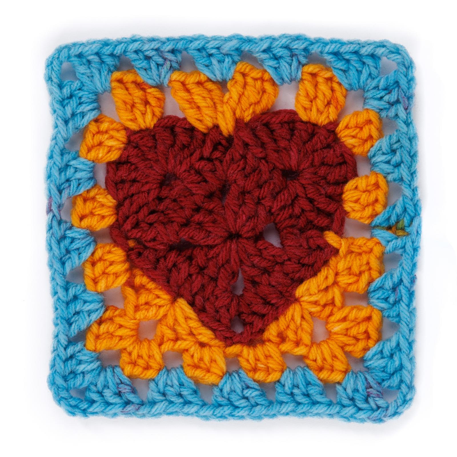 Red Heart® AIO Sweet Hearts™ n° 4 Worsted (Moyen) Acrylique, Primary 250 g / 440 m