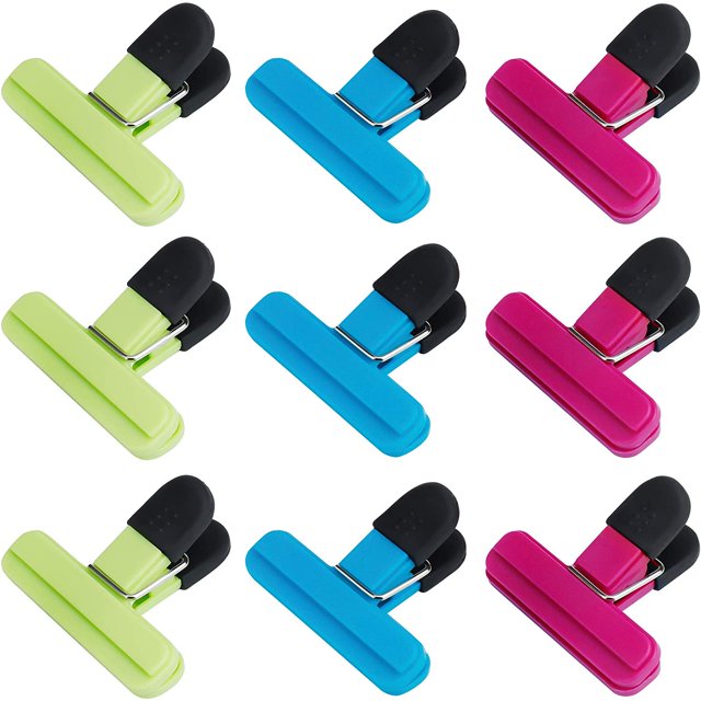 Plastic bag clip, 3 piece food clip set made of durable ABS material with anti-slip rubber handles. Includes red, green, and blue clips, each measuring 7.5x6.5 cm. Features concave and convex grooves for airtight sealing, ideal for snack bags, food storage, and kitchen organization. Suitable for home, office, and garage use.