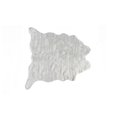 thumbnail image 1 of Luxe Tapis Classique Fausse Peau / 5.25'x7.5', 1 of 3