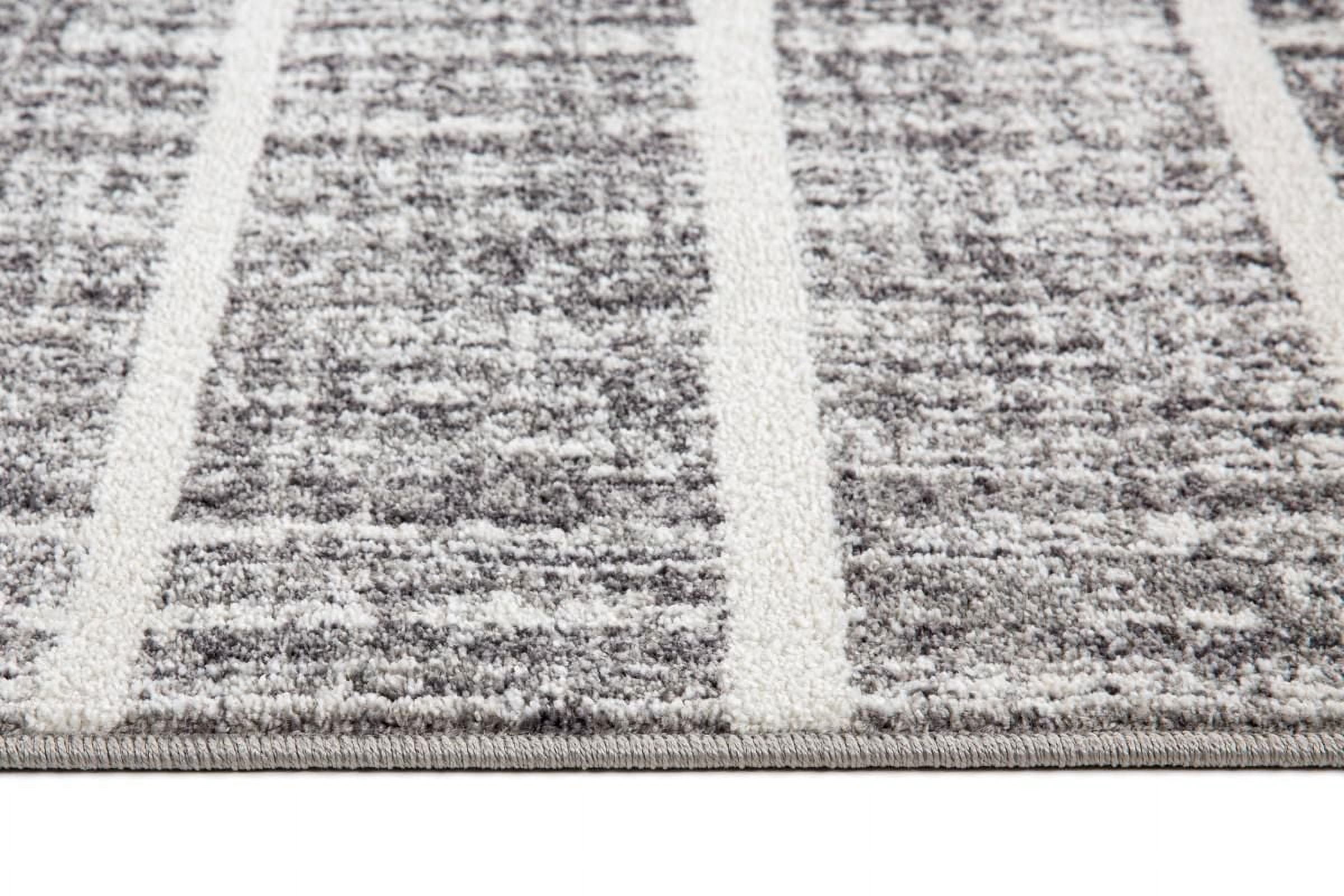 Alexis 5x8 Area Rug