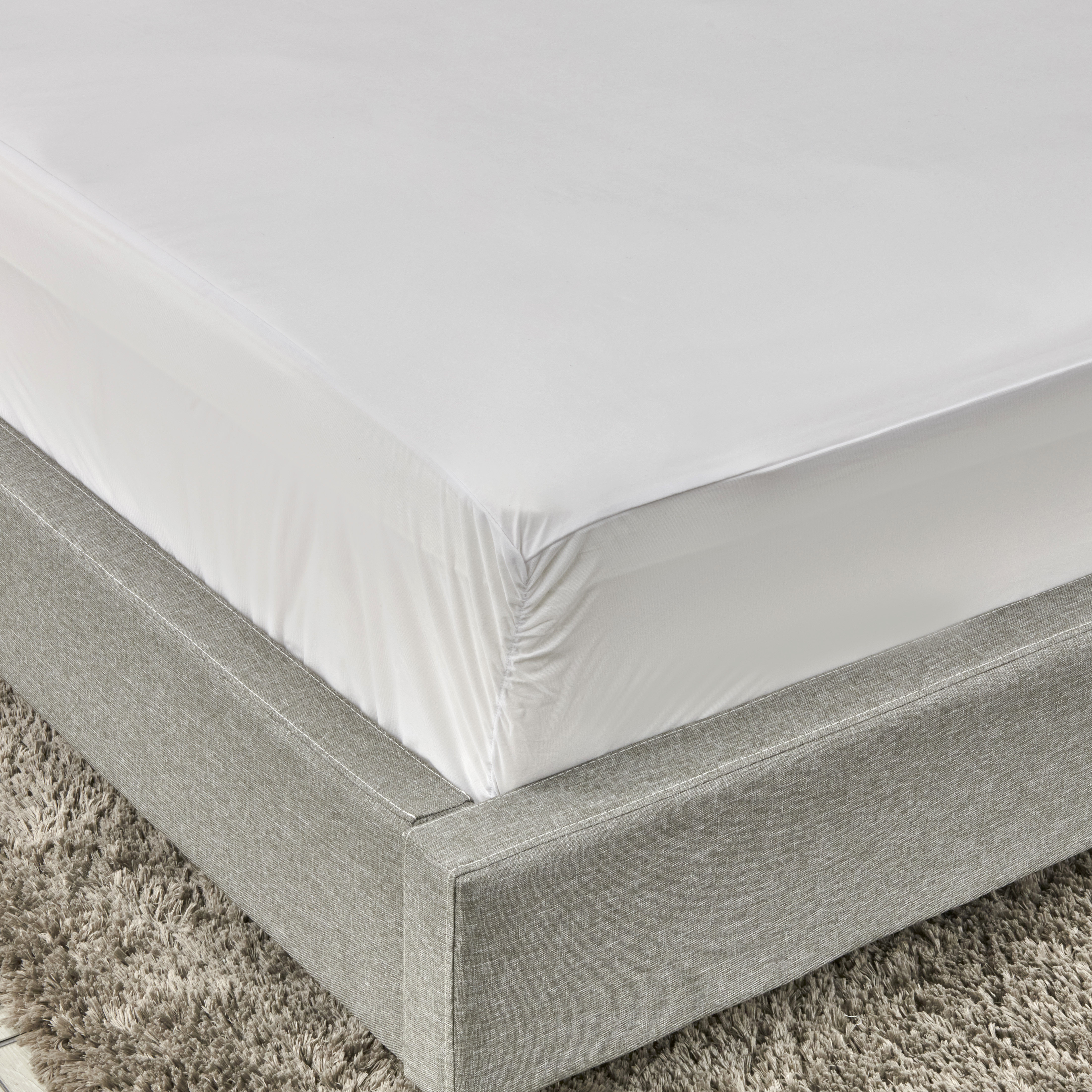 AllerEase Maximum Mattress Cover Protector, Twin- Zippered, Waterproof, Allergen Barrier