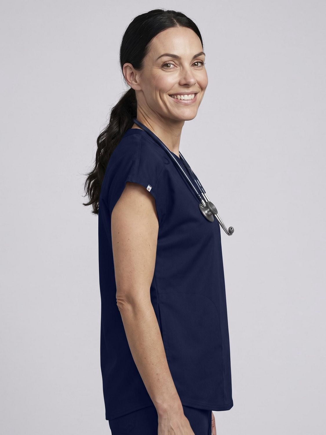 Scrubstar Ultimate – Haut d’uniforme médical antimicrobien pour femmes à col mandarin