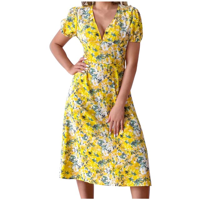 Robes d'Été pour Femmes Plage Col en V Manches Courtes à Imprimé Floral Robes Midi. Cette Robe d'Été Décontractée Présente un Motif Floral Multicolore Vif, un Col en V Style Portefeuille et des Manches Courtes Bouffantes. Fabriquée en 85 % polyester et 15 % Élasthanne, Elle Offre une Coupe Douce, Respirante et Élastique. Idéale pour les Sorties à la Plage, les Tenues Décontractées Ou les Événements d'Été.