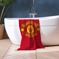 thumbnail image 2 of Serviette au Design Officiel du Club de Soccer Manchester United FC (30 x 60 Pouces), 2 of 6