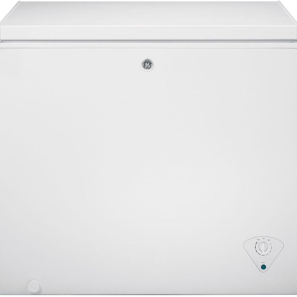 GE® Congélateur coffre manuel de 7,0 pi³ blanc - FCM7STWW
