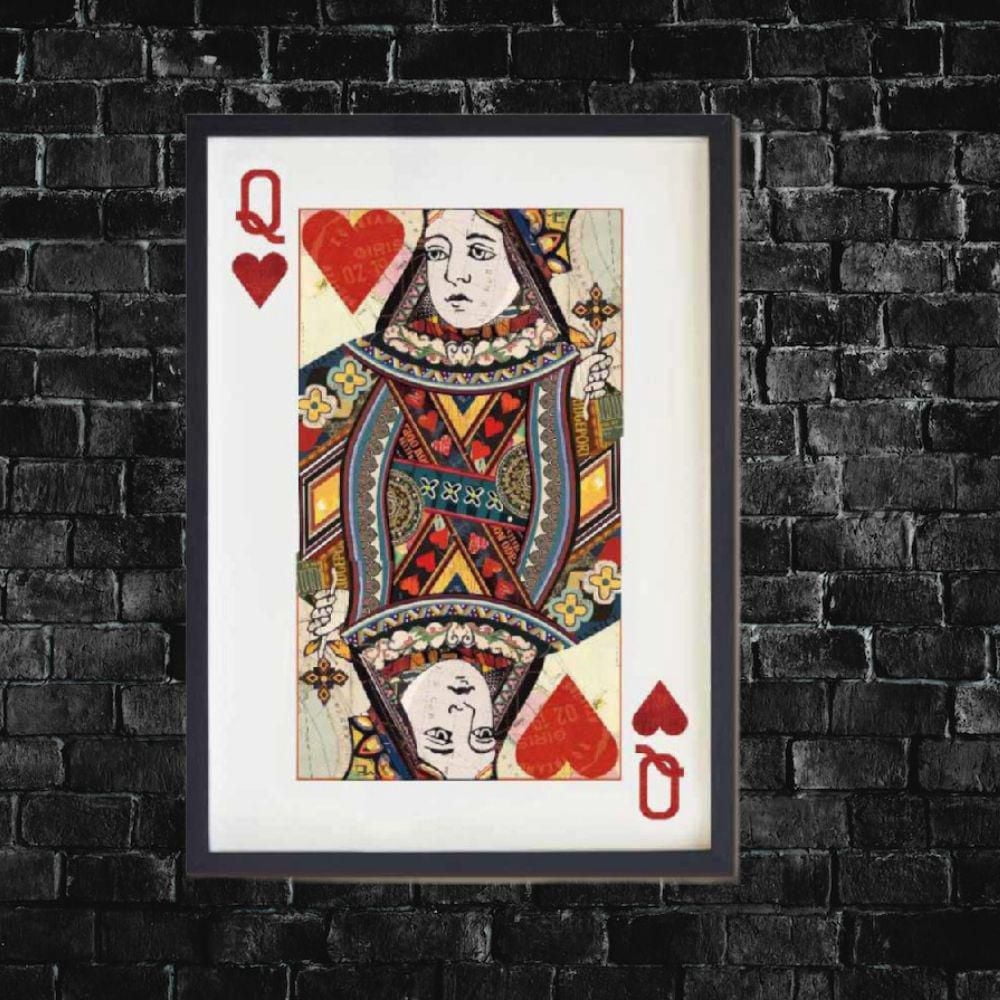 Décoration murale élégante – « Jeu de cartes Reine de cœur » (145 cm H x 99 cm L x 3,8 cm P), superbe design avec des couleurs vives et des détails raffinés, imprimée sur une