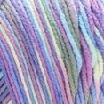 thumbnail image 2 of Red Heart® Fil Super Saver®, Imprimés, Acrylique #4 Médium, 5oz/142g, 236 Yards, 2 of 11