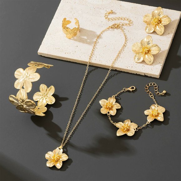 TopLLC Home Decor, Room Decor, Wall Decor Vintage Flower Pendant Necklace Bracelet Ring Earrings 5 Pcs High Feeling Jewelry Set Jewelry Dress Up Wearables Alloy Jewelry Set