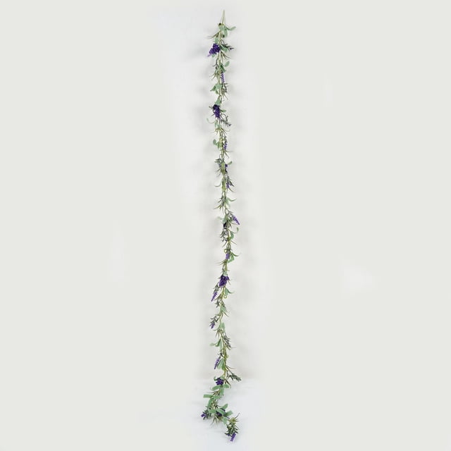180cm Lavender garland featuring artificial green leaves and purple lavender flowers along a flexible stem hanging vertically on a light background, ideal for indoor home décor, weddings, and seasonal spring-like decoration.