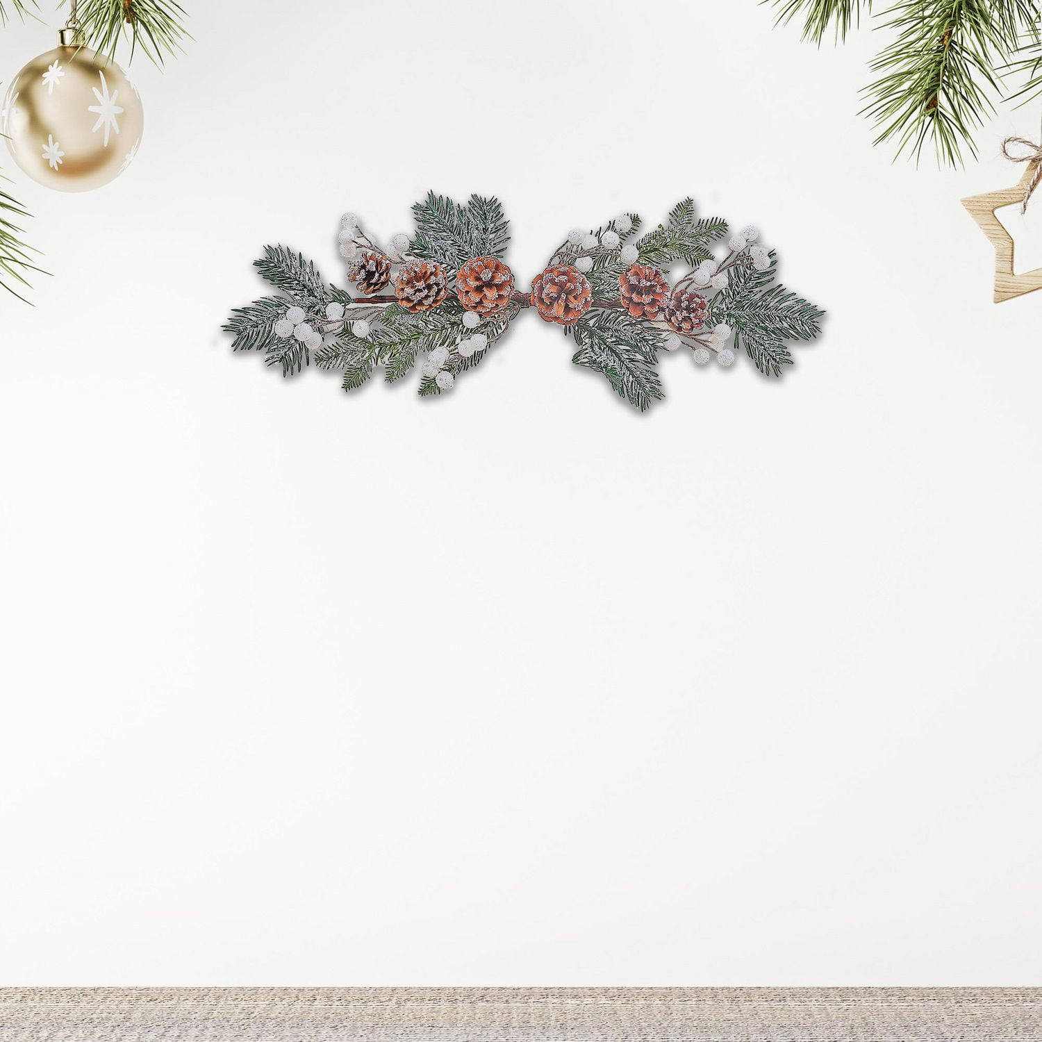 Côté De Pin De Noël Et Baies Blanches Swag