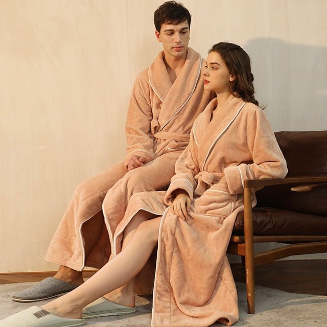 Winter couple flannel pajamas plus size comfortable bathrobe for warmth in winter