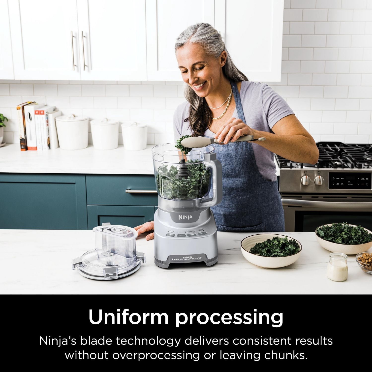 Ninja NF700C Professional XL Food Processor with Auto-iQ, Slicing and Shredding Disc, 1000-Watts, Silver