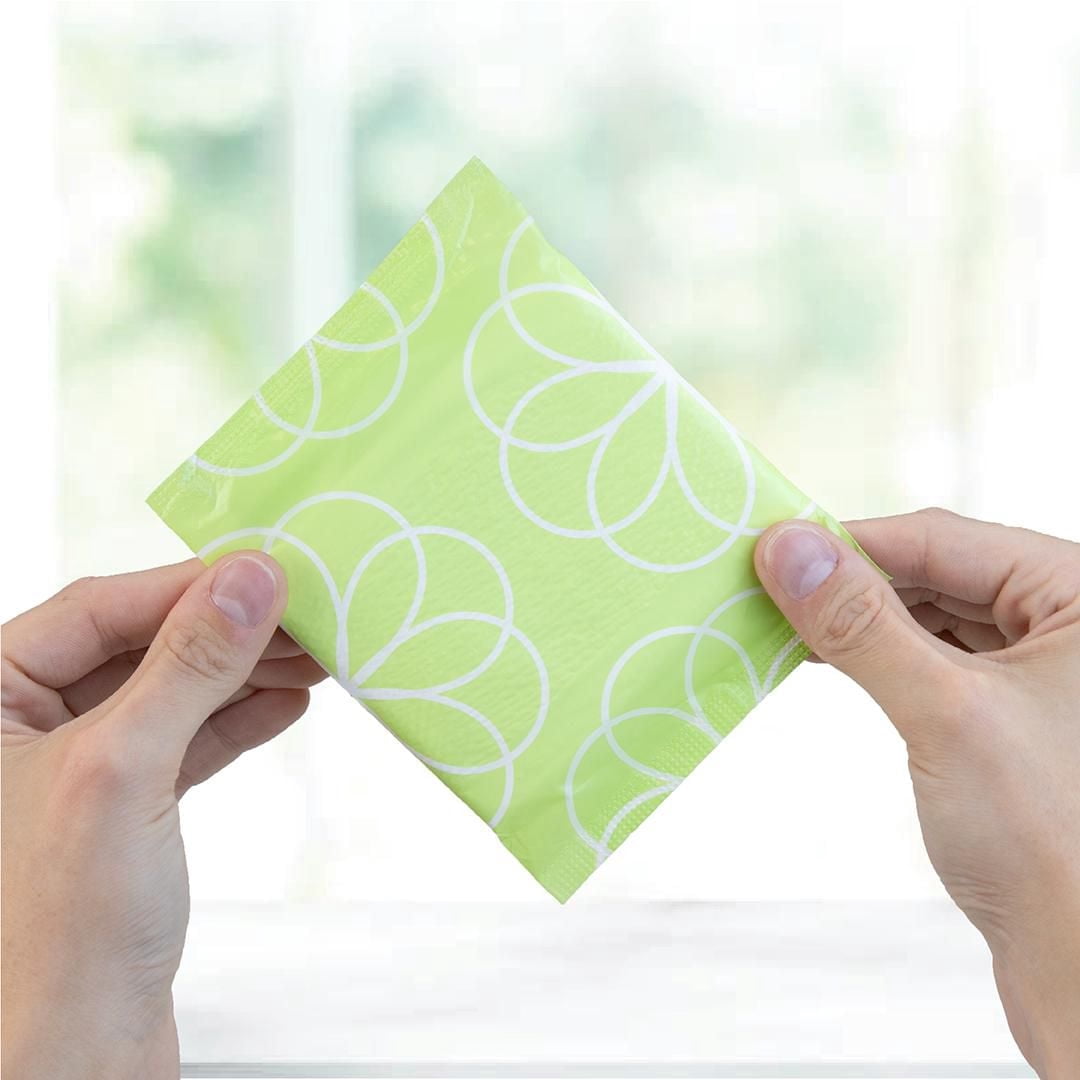 Serviettes ultra minces longues Equate ultra absorbantes avec Flexi-Wings, taille 2, 32 unités