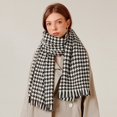 thumbnail image 2 of XZNGL Femme Mode Hiver Chaud Doux Décontracté à Franges Imprimé Pied-de-Poule Cache-Couche, 2 of 9