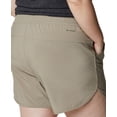 thumbnail image 2 of Columbia Short Bogata Bay Extensible pour Femme, Tusk, 3X x 6L - Plus, 2 of 5