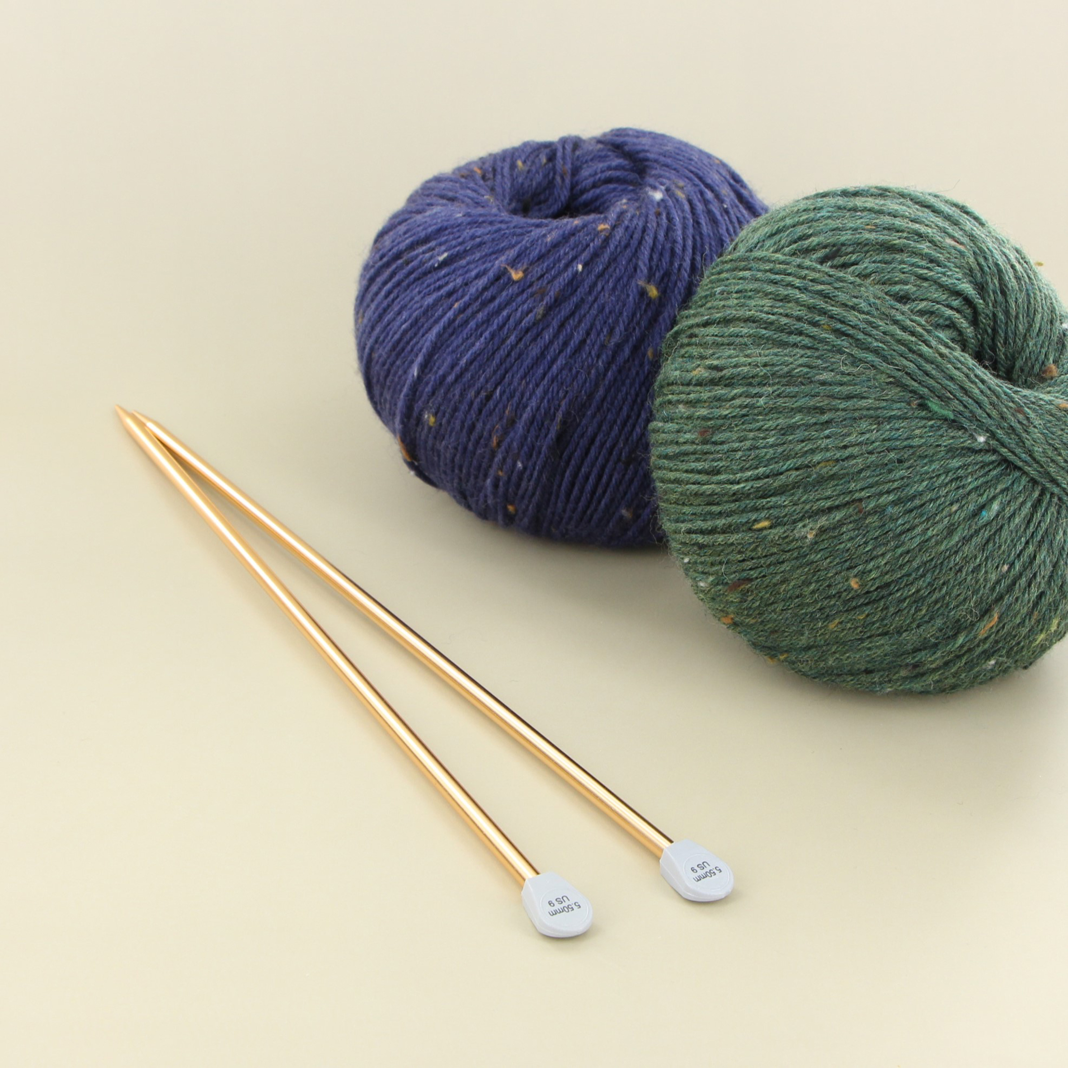 LOVE KNITTING Aiguilles à tricoter droites en aluminium, 30 cm (12 po), 3 mm (US 2)