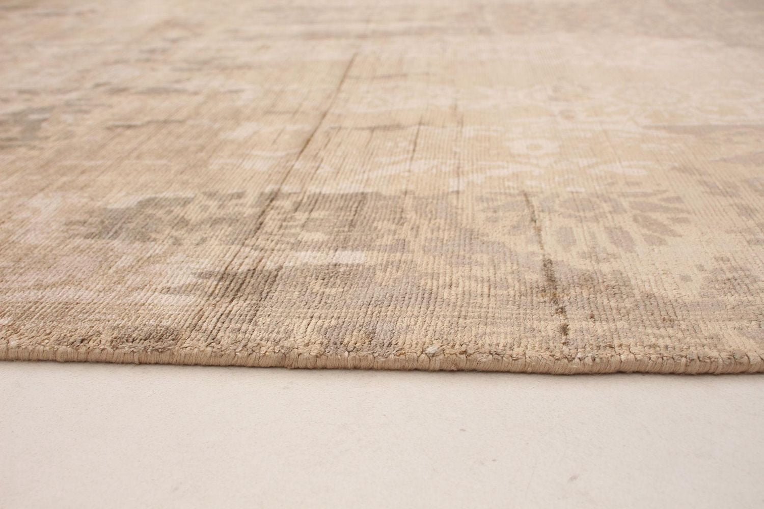 ECARPETGALLERY 5'6" x 7'11" Transitional Galleria Hand Loomed Area Rug for Living Room, Dining Room and Bedroom in Brown
