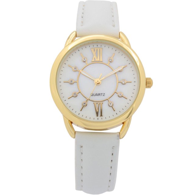 Montre pour Femme à Bracelet Blanc avec Boîtier en Acier Inoxydable Ton Or de 35 mm, Cadran Blanc Présentant des Chiffres Romains Dorés à 12 et 6 Heures, des Aiguilles Dorées et des Marqueurs d'Heure en Cristal. Elle a un Bracelet Cousu Blanc de 220 mm, un Mouvement à quartz et une Pile Incluse, Convient aux occasions Décontractées et Formelles.