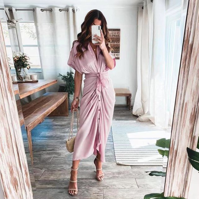 Robe en satin de Soie Aguichant à Col en V Profond pour Femmes