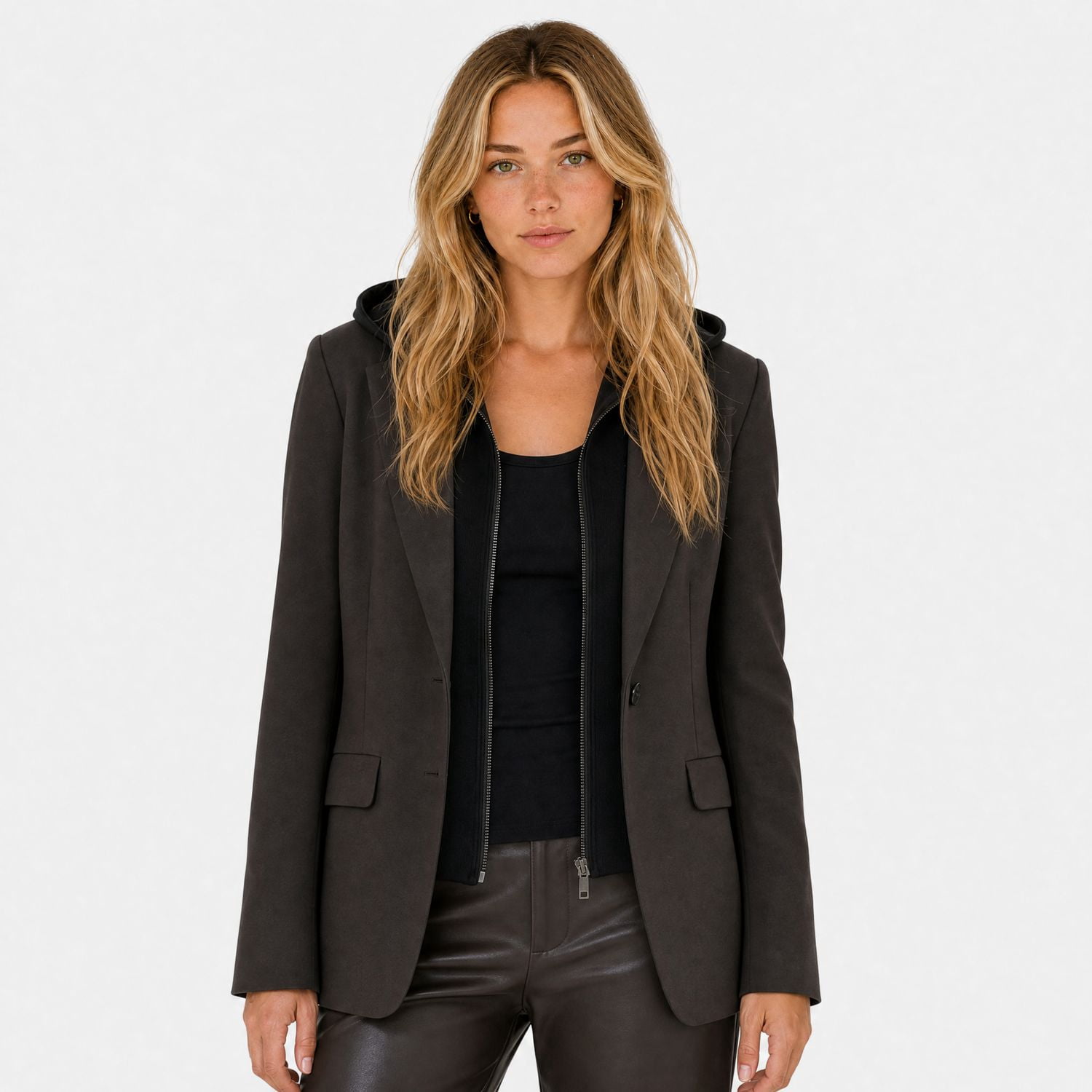 Devoted, Blazer de plongée à capuchon