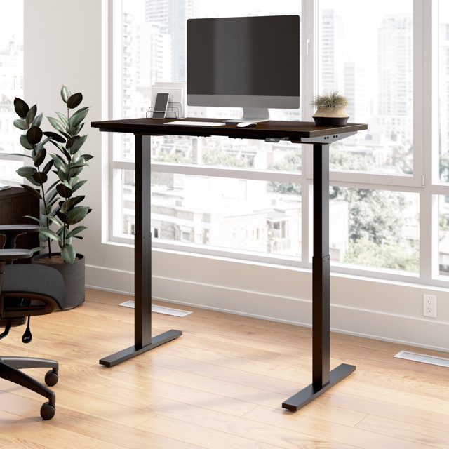 Move 60 Series Bureau Debout Réglable 48W en Cerisier Moka - Bois d'Ingénierie