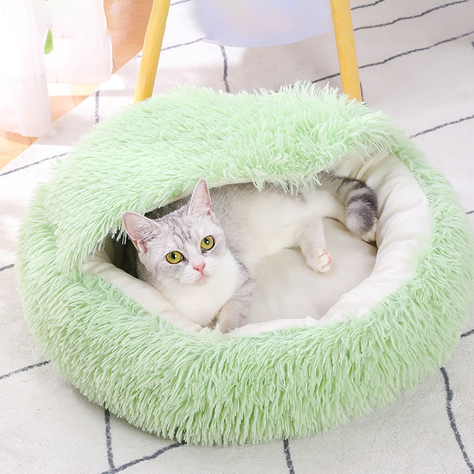 Dvkptbk Semi Enclosed Kitty Bed Indoor Pet Bed with Cover Non Slip Artificial Fluff Shells Shaped Pet Bed Dog Bed Winter Warm Cats Bed
