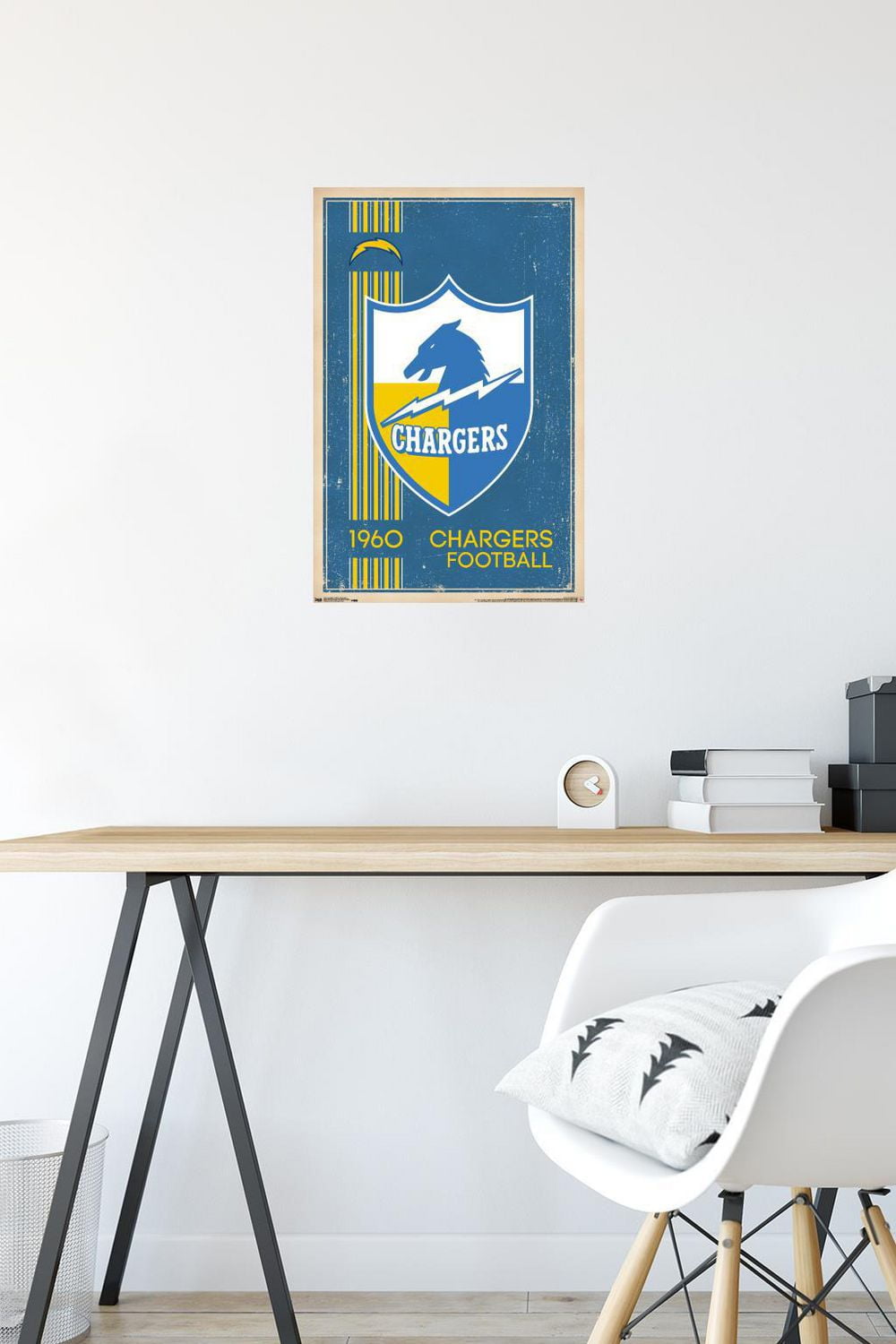 NFL Los Angeles Chargers - Retro Logo 17 Wall Poster